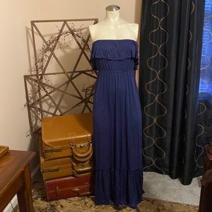 Strapless blue ruffled dress